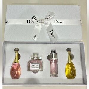 NIB DIOR 4-Piece Mini Fragrance Gift Box Perfume Set